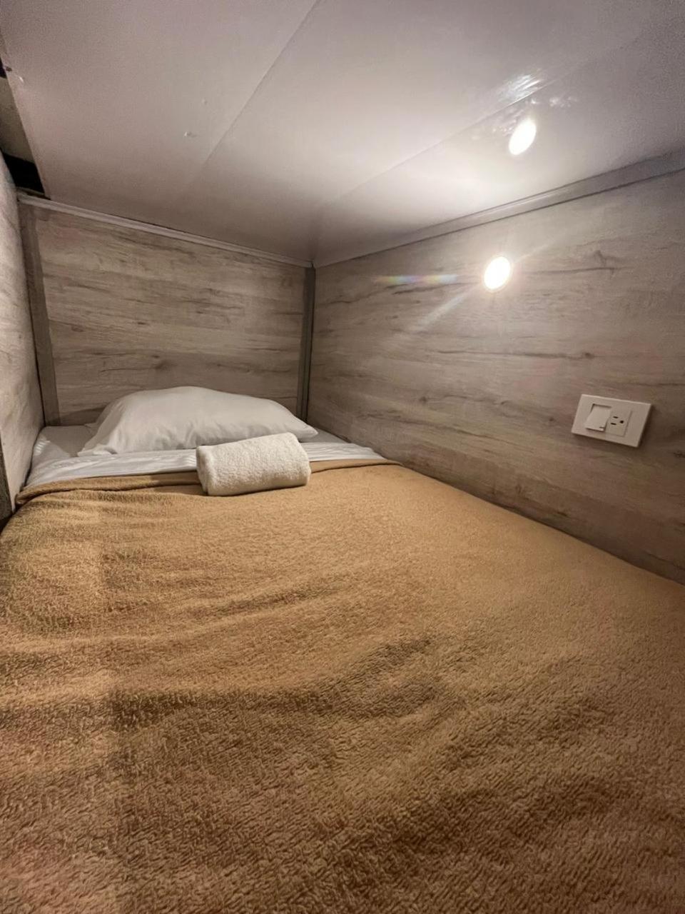 Hostel La Antigua Capsula Cartagena Екстер'єр фото